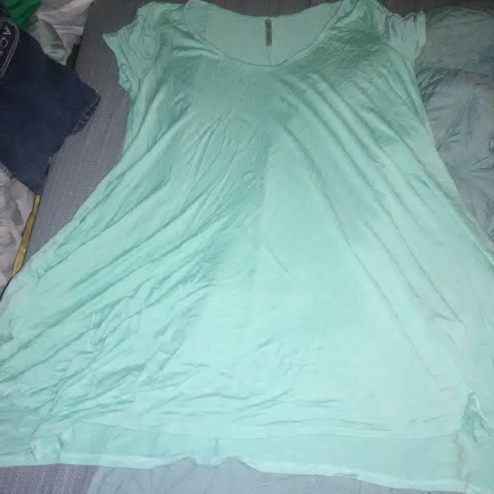 Tunic with pockets